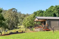 Farm "The Stockyards " 3 Bed Views Foxground.