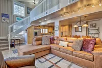 Hot Tub Relaxation: Breck Gem 3 Mi to Skiing! - Country Houses