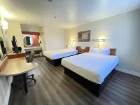 Motel 6 Barstow, CA - Mojave Desert Stop - I-15 - Pools
