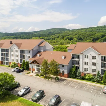 White River Inn & Suites