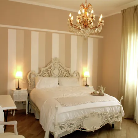 Villa in Montecarlo with Pool and Scenic Views