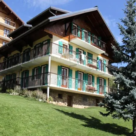 Apartment with terrace for 7 people