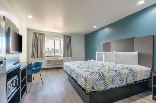 Studio 6 Suites Perris, CA