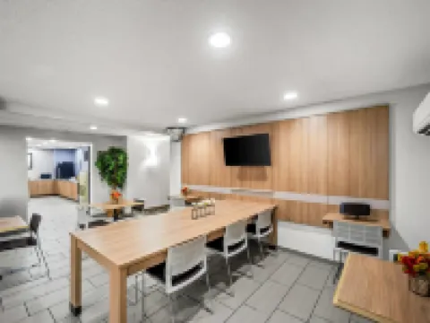 Microtel Inn & Suites by Wyndham Greensboro Hotels in Guilford County