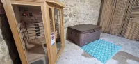 Relaxing apartment, sauna, jacuzzi combining wood and stone charm Hôtels à : Montlebon