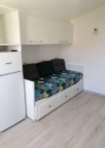 Pleasant renovated studio