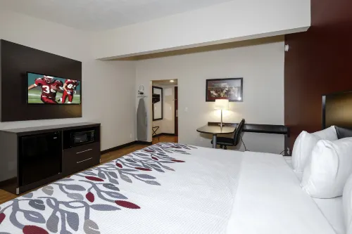 Red Roof Inn Vermillion - U of South Dakota Hotels in Clay County