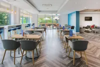 Holiday Inn Express DONCASTER by IHG - breakfast