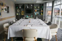 Holiday Inn ELLESMERE PORT - CHESHIRE OAKS by IHG - Завтрак
