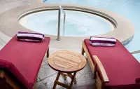 Dorsett Grand Labuan - Hot Tub