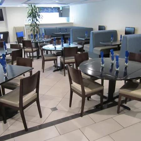 Holiday Inn OCEANSIDE CAMP PENDLETON AREA by IHG
