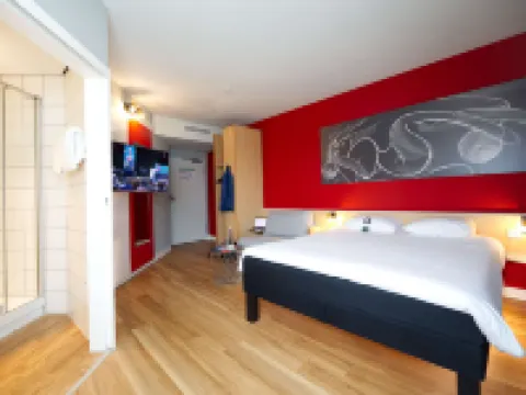 ไอบิส โฮเทล โคโลญ เมสเซ