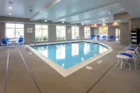 Holiday Inn Express & Suites SEATTLE SOUTH - TUKWILA by IHG - piscine