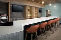 Holiday Inn CHESHIRE - SOUTHINGTON by IHG - ที่มีบาร์