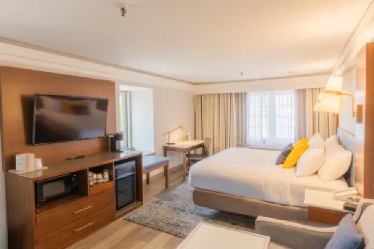 The Westfield Inn, BW Signature Collection Hotels near Flourishing Family Chiropractic