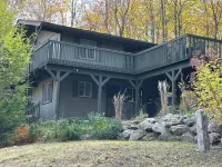 Whispering Pines - Your Stylish Nature Retreat