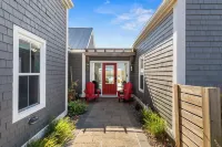 5 Bedroom Luxury Beach House at Cousins Seaside Cottage  in Sea View PEI