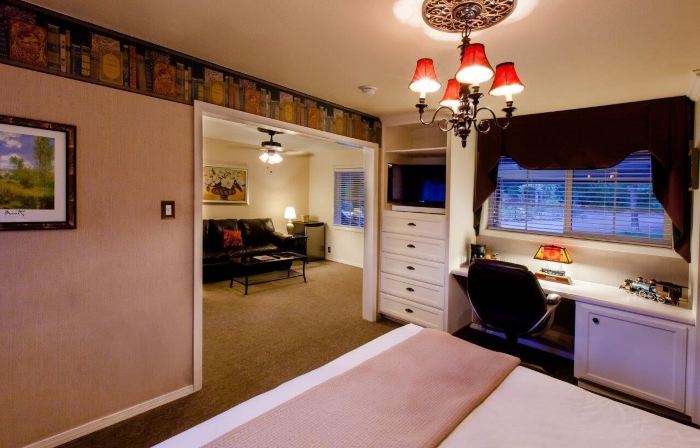 Strawberry Valley Inn
