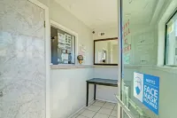 Super 7 Inn By OYO San Antonio NW Medical Center - Homestays