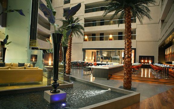 센트로 샤르자 바이 로타나