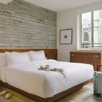 Hotel Henri NY Отели рядом с достопримечательностью «Гремерси»