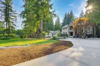 Wfh-Friendly Gem w/ Creek: 4 Mi to Sammamish Trail - Bungalows