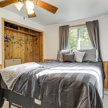 Elcho Northwoods Retreat: Skiing & Atv/Snow Trails Hotels in Langlade County