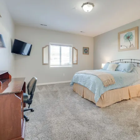 Walk to Moses Lake! Family Home w/ Fenced Yard