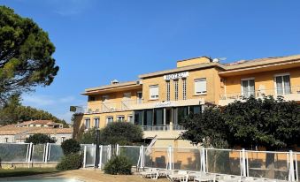 Logis Hôtel le Clement V