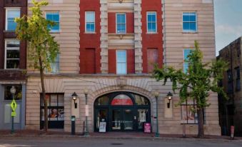  Landing Furnished Apartments Downtown Memphis