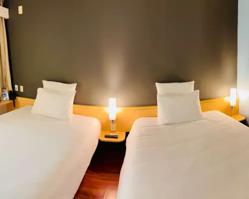 Ibis Monterrey Valle Zimmer Photos