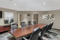 Best Western Plus Rose City Suites