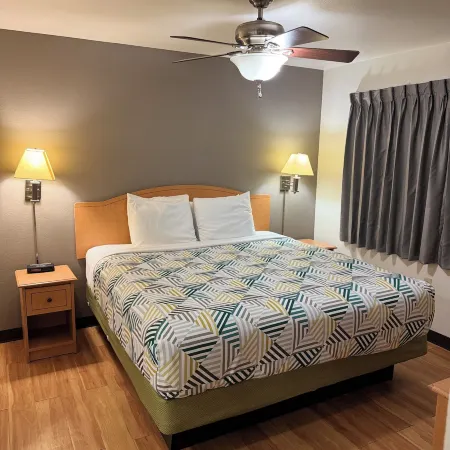 Blue Bonnet Suites -Lubbock, TX - Medical Center