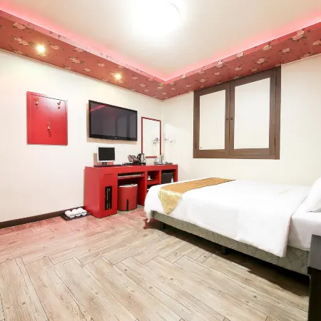 Taebaek M