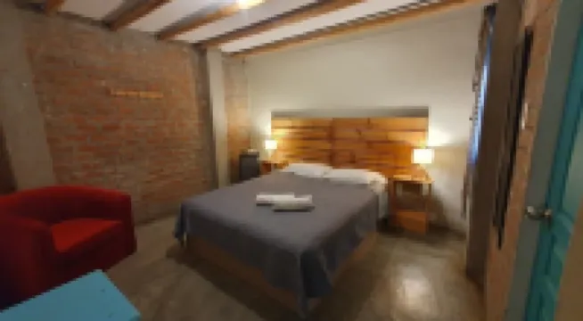 The Upcycled Hostel Hoteles en 