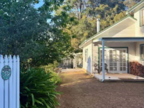 Serenity House Pemberton & Wellness Spa Hotels in Pemberton