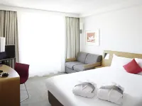 Novotel Porto Alegre Tres Figueiras Hotels near PUCRS University Stadium