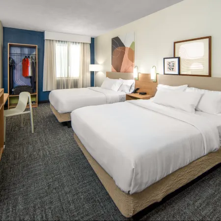 Spark by Hilton Washington Meadowlands Blvd