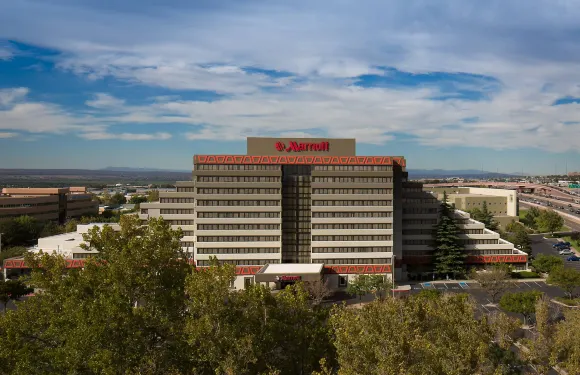 阿爾伯克基北金字塔萬豪酒店