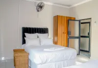 Tou Safari Lodge