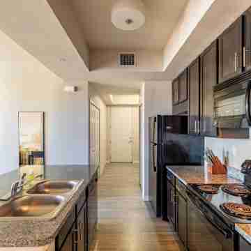 Landing Amazing 1bd, Game Room, Gym Rooms