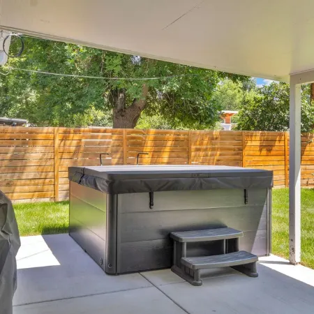 Newly remodeled 5-bedroom house  1.8 mi to Old Town Arvada  Hot Tub, AC