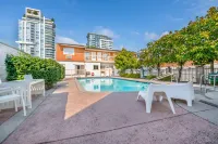 Econo Lodge Inn & Suites - North Vancouver - WiFi