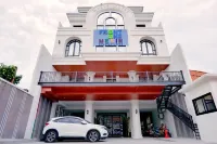 Front One Hotel Mesir  Surabaya - فطور