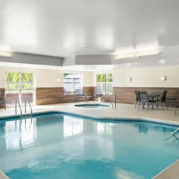 Fairfield Inn & Suites Marion