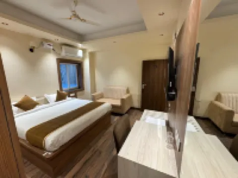 Hotel Jasraj Inn