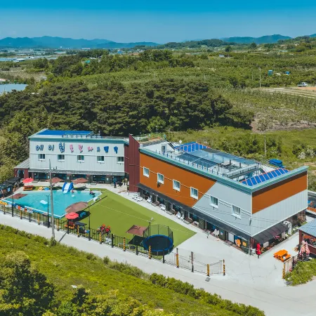 Gimcheon A One Pool Villa