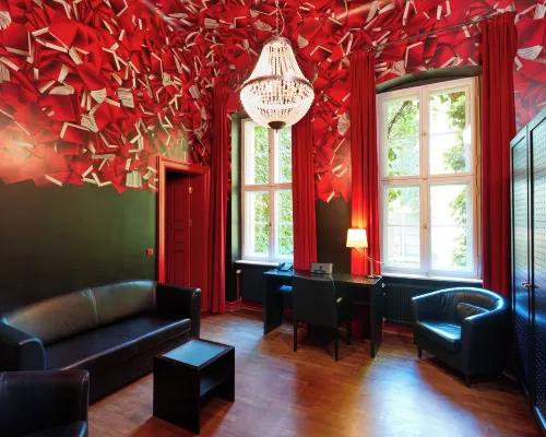 Arte Luise - Digital Check In Hotels near Soviet War Memorial