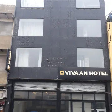 Hotel Vivaan - Walk to Banke Bihari Temple