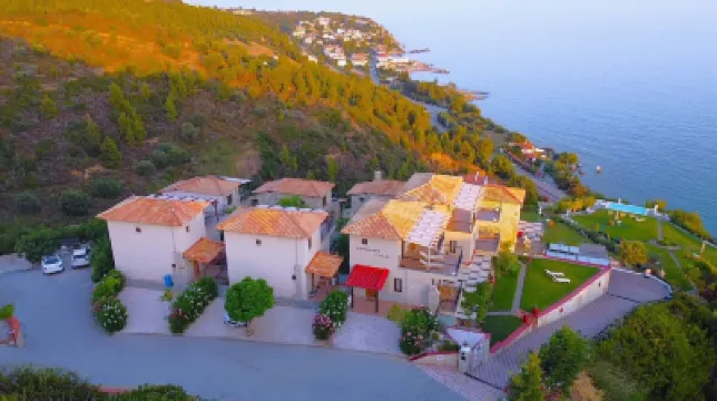 Koumaros Villas Отели в г. 
